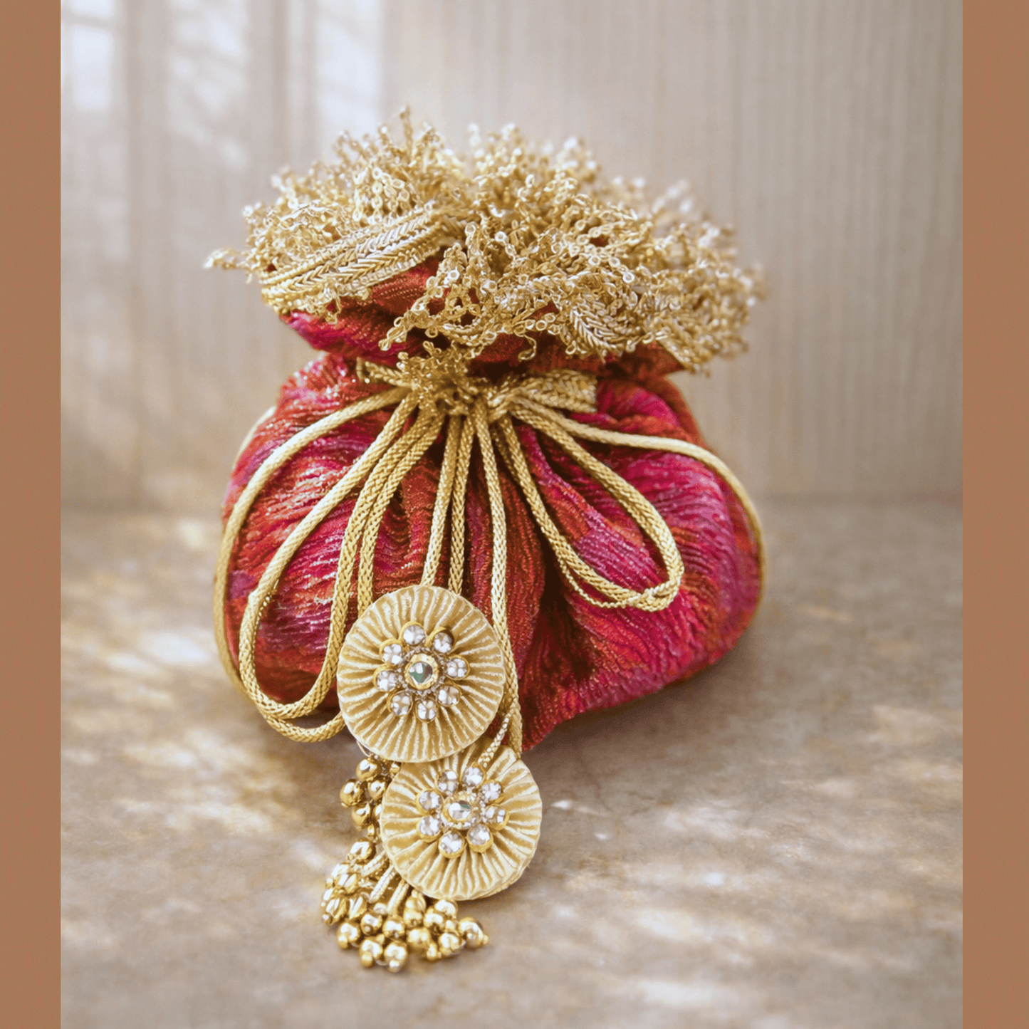 Round Grace Potli